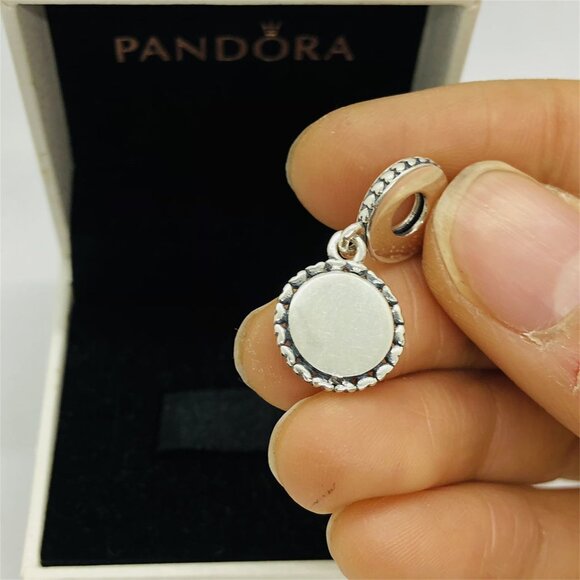 ✨🔥Pandora Paris Charm Notre Charm Dame Charm Travel Charm - Picture 5 of 5